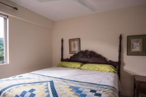 Sunset Two Bedroom Suite At Turtle Towers