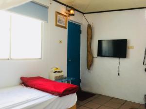Phòng Gia Đình Có Vòi Sen (Family Room with Shower)