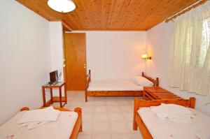 Oasis Studios & Apartments Zakynthos Greece