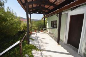 Oasis Studios & Apartments Zakynthos Greece