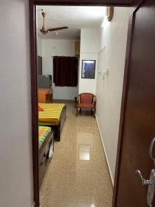 Temple Tree Homes Next to Apollo & Sankara Nethralaya Hospitals Service Apartments With Exclusive Kitchen