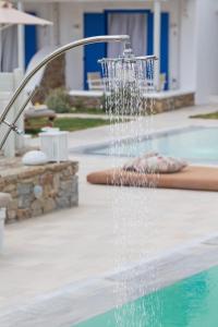 Kostantis Summer Villas and Suites