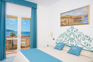 Junior Suite room in Hotel Biodola