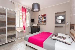 Apartment with Sea View room in Villa Searose