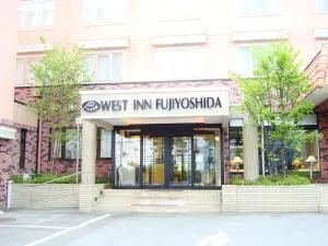 West Inn Fuji-Yoshida - Fujiyoshida