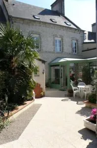 迪埃格利斯商会酒店 - 圣马丁德万