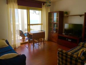 Apart frente playa Valdelagrana.Wifi y parking