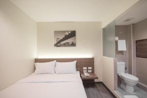 Sovereign Group Hotel at Pratunam