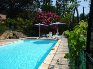 Maisons de vacances Maison de charme a 5 km de Sarlat avec piscine : photos des chambres