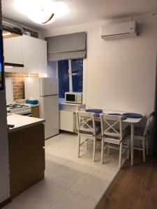Apartment on Dovzhenko Street 10