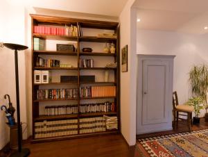 Grand Piano Apartment