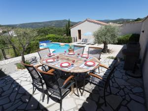 Villas Cosy Villa in F lines Minervois with Swimming Pool : photos des chambres