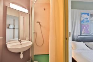 Hotels B&B HOTEL Montelimar Nord : Chambre Double - Non-Fumeurs 