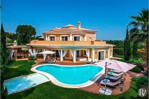 Quinta do Lago Villa Sleeps 14 Pool Air Con WiFi