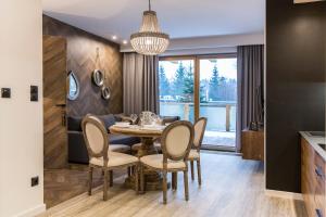 Aspen Deluxe