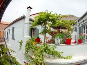 Glaros Guesthouse Hydra Greece