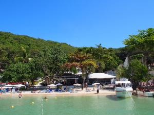 Runa Group House Samed