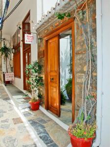 Glaros Guesthouse Hydra Greece