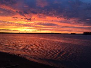 Regatta Point Tavern & Holiday Villas