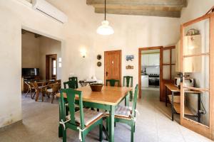 Casa Mar con patio en playa de Son Serra de Marina
