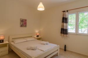 Felicias sun-side house