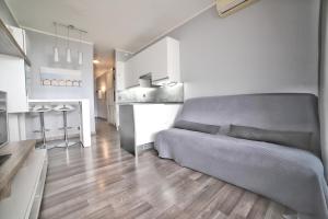 Vue Mer T2 Luxe Climatisé Marina Baie des Anges 11, plages à 100 m