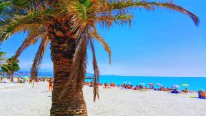 Vue Mer T2 Luxe Climatisé Marina Baie des Anges 11, plages à 100 m