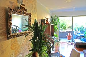 Rochas Shared Apart Garden Refuge