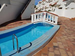 Casa Las Flores with heated pool, only 490 meters to the beach, balcony, wifi