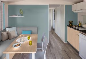 Campings Camping Porte des Vosges : photos des chambres