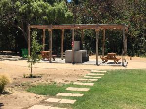 Lomas de Papudo 3, Bosque y Playa