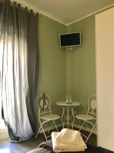 Comfort Dreibettzimmer mit Gemeinschaftsbad