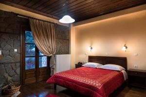 Double Room with Fireplace room in Hotel Kroupi