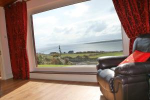 Ard na Carraige, Ventry Holiday Home