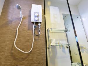 Anahaw Apartments Whitebeach