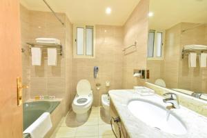 Cayam Hotel