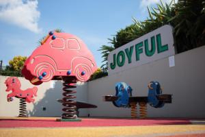 Deluxe apartment with balcony, pool, fitness and yoga