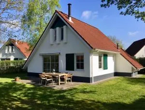 Vakantiewoning 'Eysinga State' - Langweer