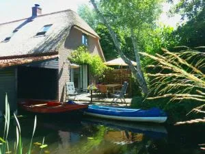 Giethoorn Lodge - 羊角村
