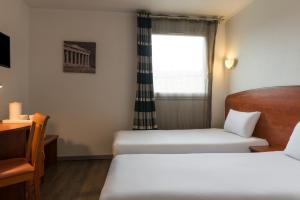 Twin Room room in The Originals City Hôtel La Belle Étape Brignoles (Inter-Hotel)