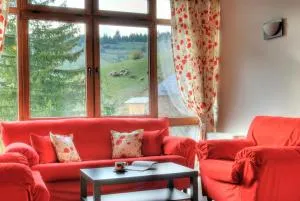 The Poppies House - Lesiche