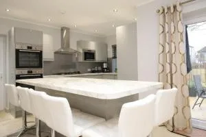 Oxford City Boutique Home: "Oxford Collegiate Residence by AHG" - 牛津