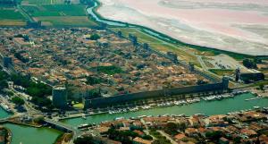 Maisons de vacances La Maison dans les remparts : photos des chambres