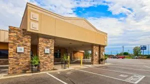 Crossroads Hotel & Event Center - Algona