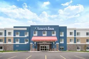 AmericInn by Wyndham Windom - Currie