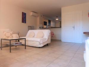 GASLIND - Golfe de St-Tropez - Mazet dans domaine privé avec piscine