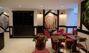 Hotels Amiral-Fondary : photos des chambres