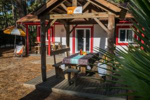 Campings Camping Village Le Vieux Port***** : photos des chambres