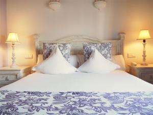 Double Room with Balcony room in Hotel Abaco Altea