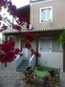 Theo Studios Spetses Greece